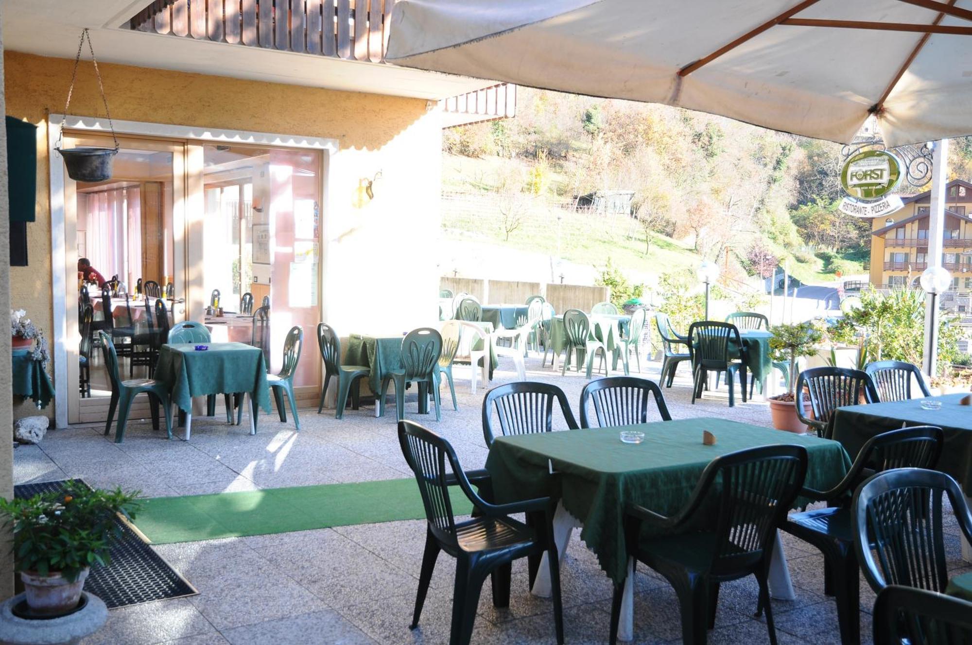 Hotel Cristina เทนโน ภายนอก รูปภาพ